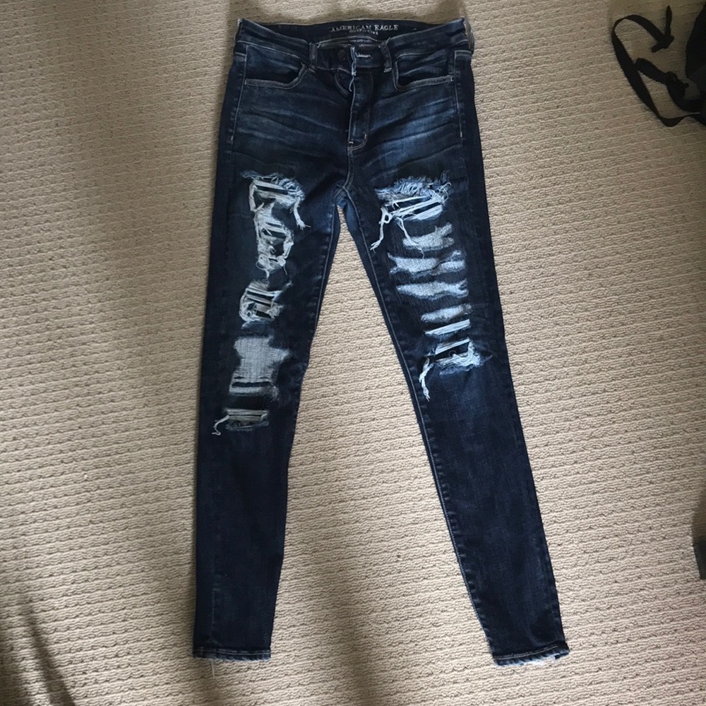 American Eagle Distressed Dark Wash Skinny Jeans